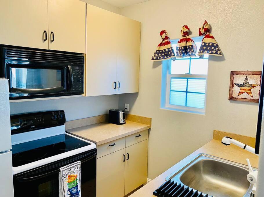 Eagle Nest River Views Hot Tub Games Sleeps 6 Оане Екстериор снимка